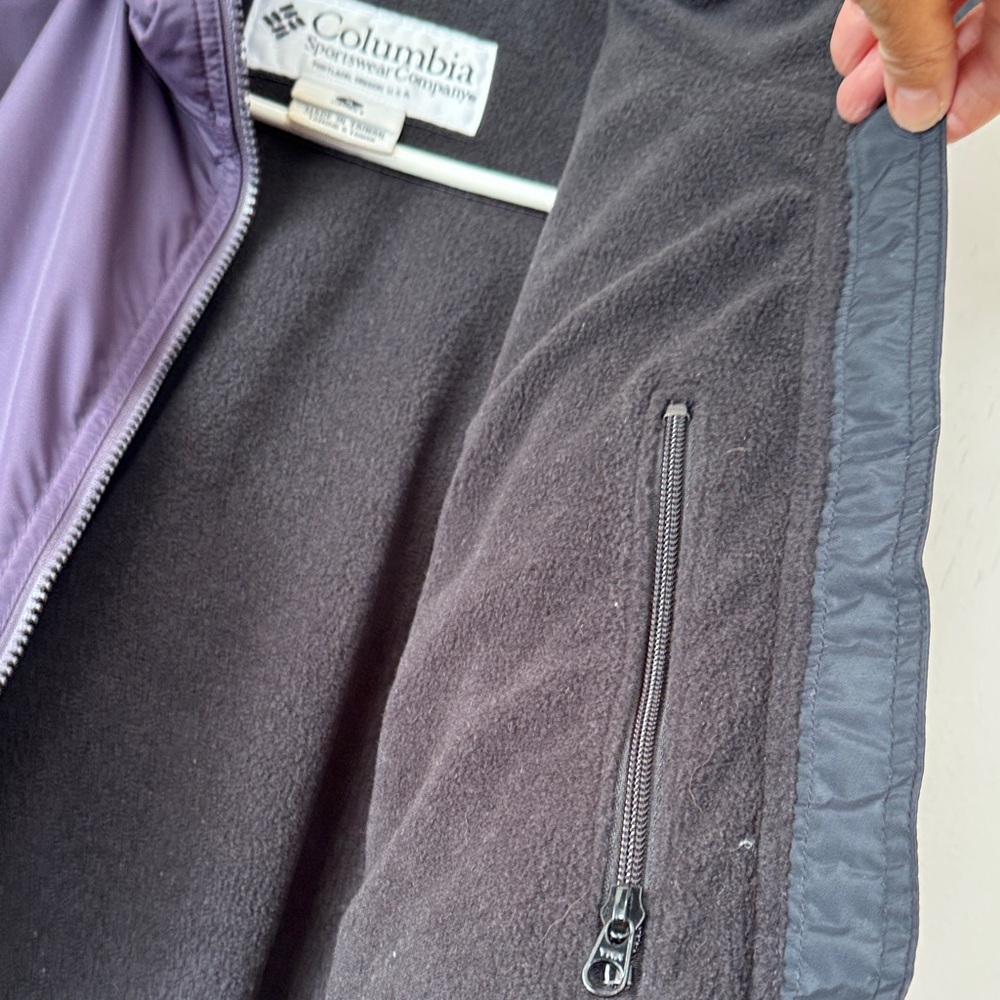 Columbia Women's Fleece Lined Dark Purple Sporty Windbreaker jacket - Picture 3 of 10